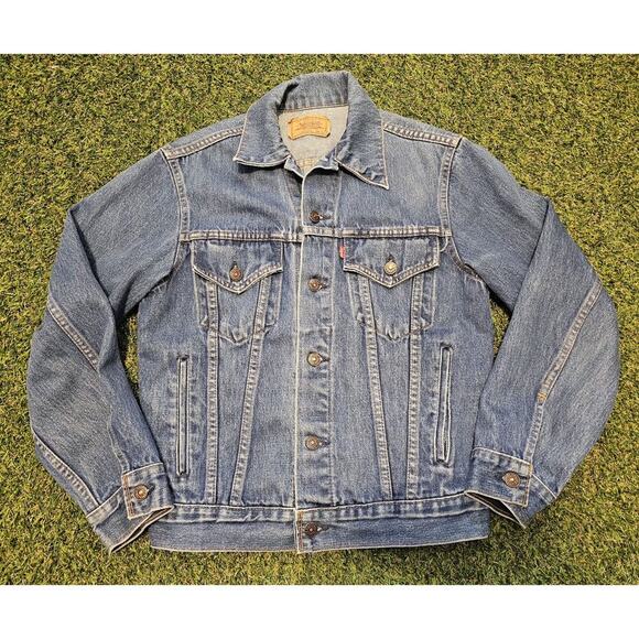 Vintage Levi’s Blue Jean Denim Trucker Jacket Size 38 70506 0216 Made in Canada - Picture 1 of 8